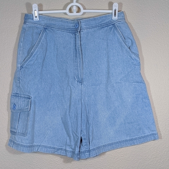 Light Wash Casual Denim Cotton Shorts - Picture 3 of 3